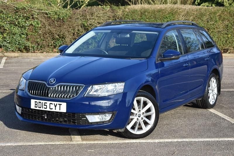 Used Skoda Octavia Elegance 2015 Blue Hatchback