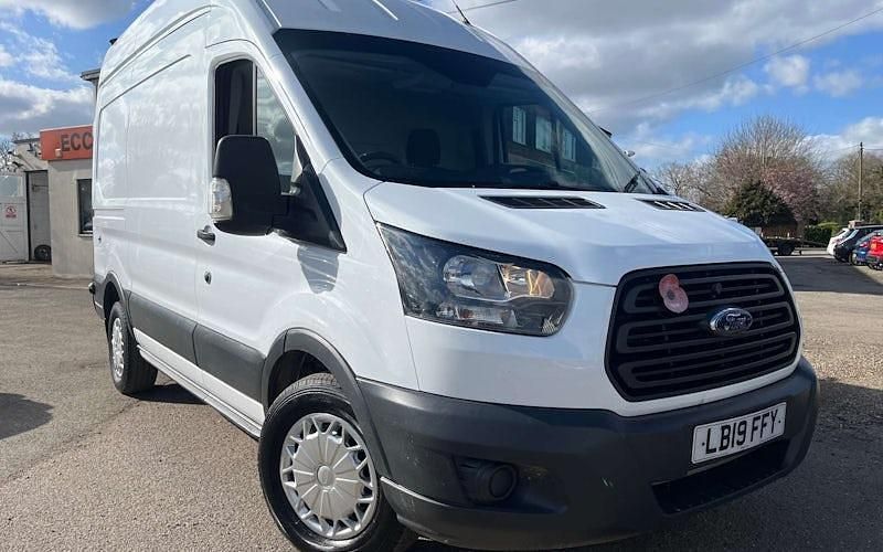 Usado Ford Transit 131 HP (96 kW) 2019 Branco Van