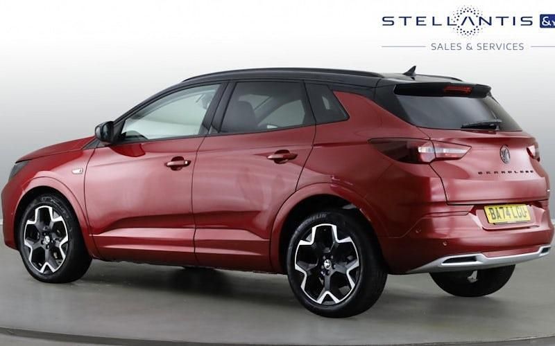 Used Vauxhall Grandland X Ultimate 136 HP (100 kW) 2024 Red SUV