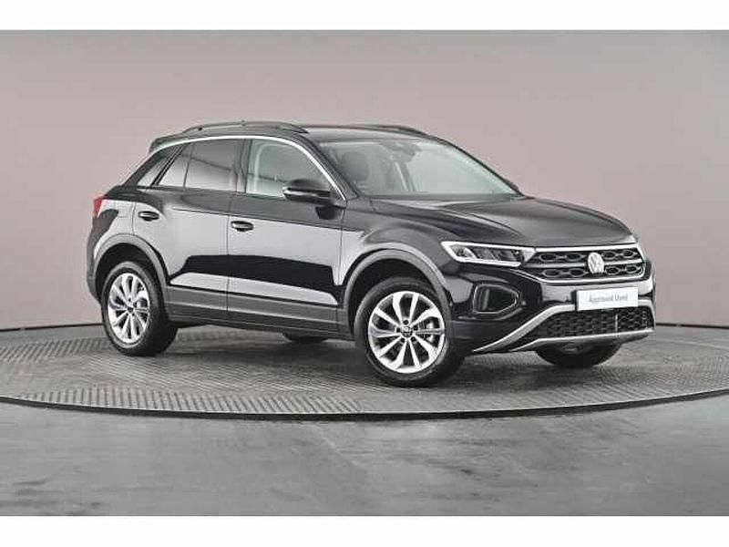 Used 2025 VW T-Roc SUV | £25,550 (Fair price) - Image 1/4