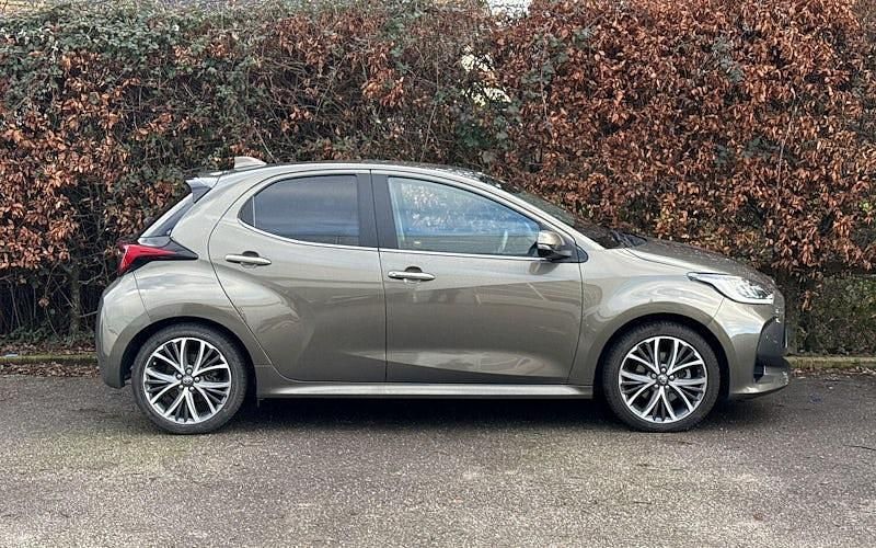 Used Toyota Yaris Hybrid 116 HP (85 kW) 2024 Hatchback