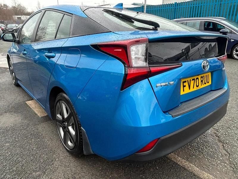 Used Toyota Prius Business Edition 122 HP (89 kW) 2020 Blue Hatchback