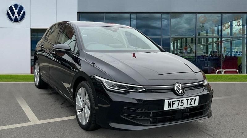 Black New 2025 VW Golf VIII Match Hatchback | £29,229 (Good price) - Image 1/4