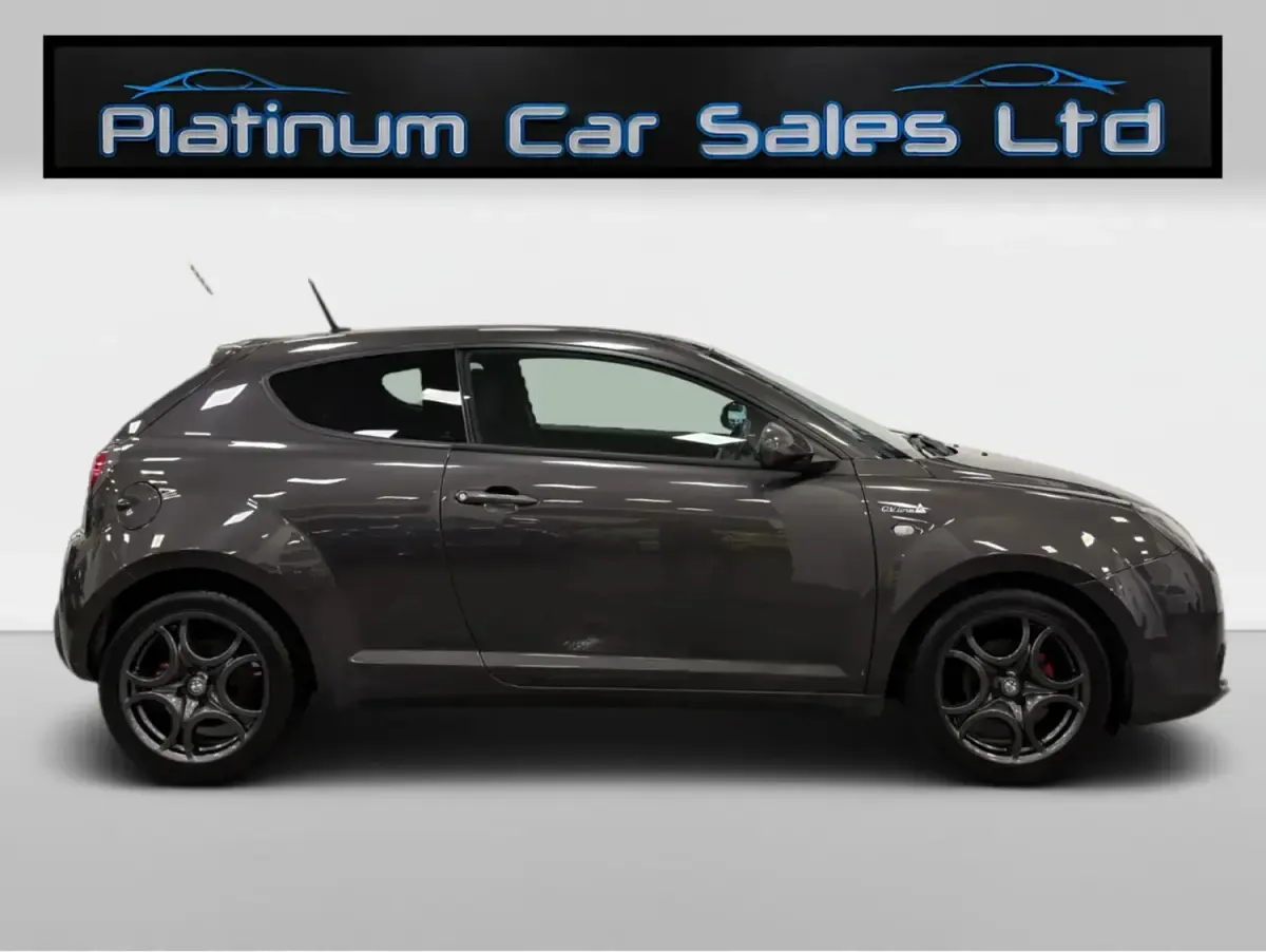 Gebraucht Alfa Romeo MiTo Quadrifoglio Verde 105 PS (77 kW) 2015 Grau Kleinwagen