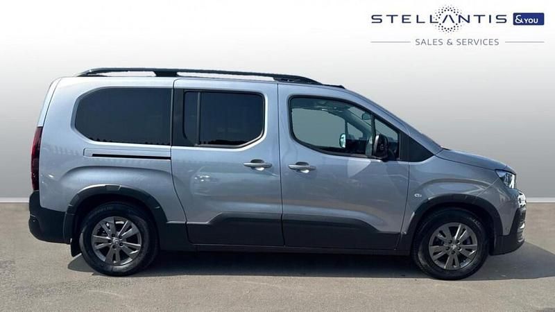 Grey Used 2022 Peugeot e-Rifter Allure Premium MPV | £17,846 - Image 1/4