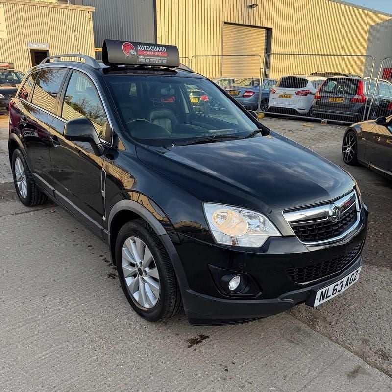 Begagnad Vauxhall Antara S 2013 Svart SUV
