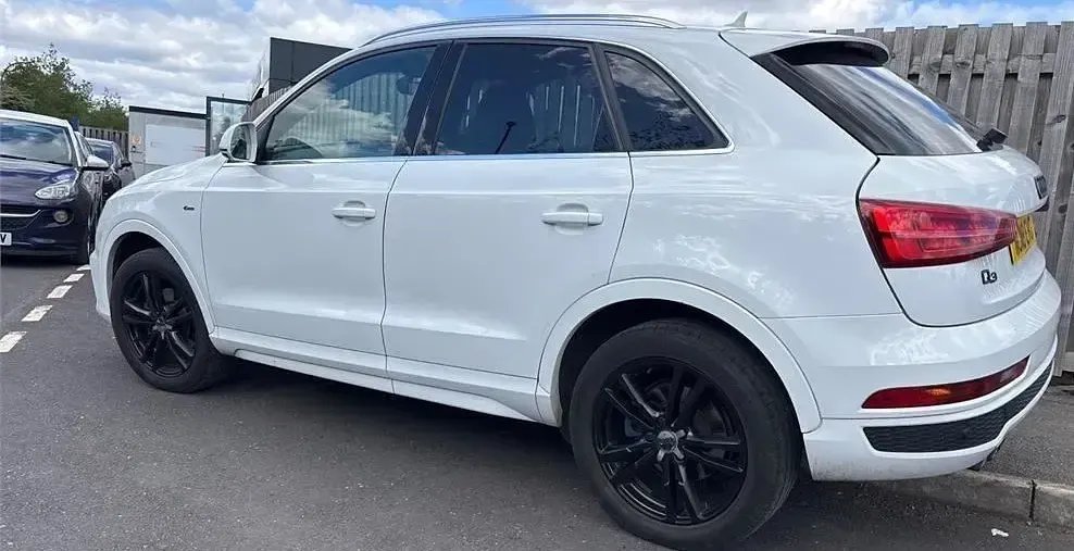 Second-hand Audi Q3 S-Line 150 CP (110 kW) 2018 Alb SUV