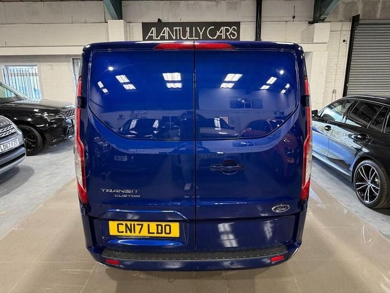 Used Ford Transit Custom Limited 130 HP (95 kW) 2017 Blue Van