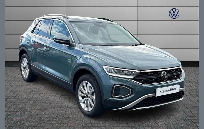 Used VW T-Roc Match 150 HP (110 kW) 2025 Blue SUV