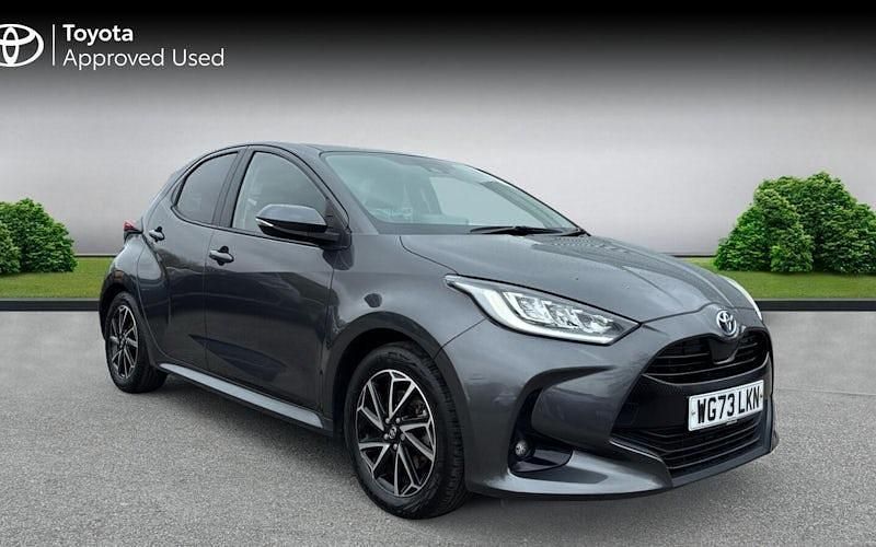 Used Toyota Yaris Hybrid Design 116 HP (85 kW) 2026 Hatchback