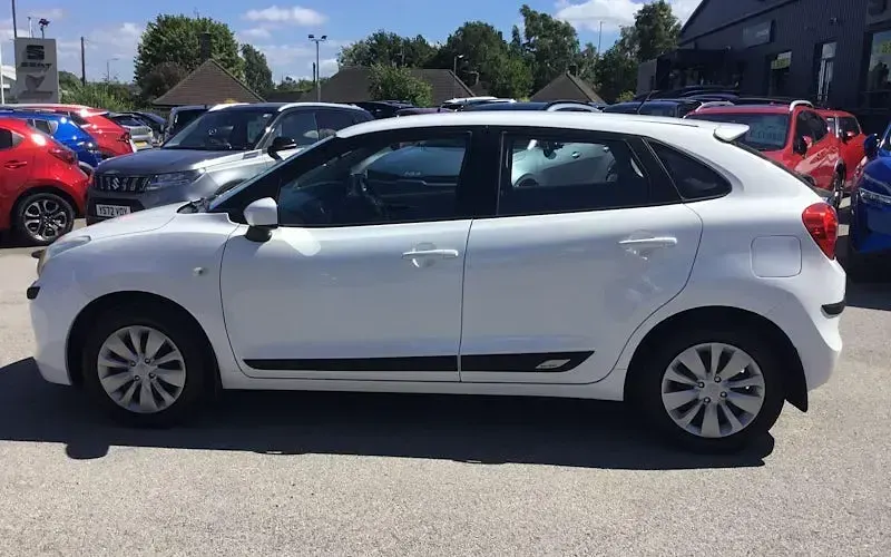 Used Suzuki Baleno SZ3 90 HP (66 kW) 2018 White Hatchback