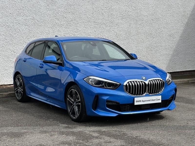 Used BMW 118 M Sport 134 HP (98 kW) 2023 Blue Hatchback