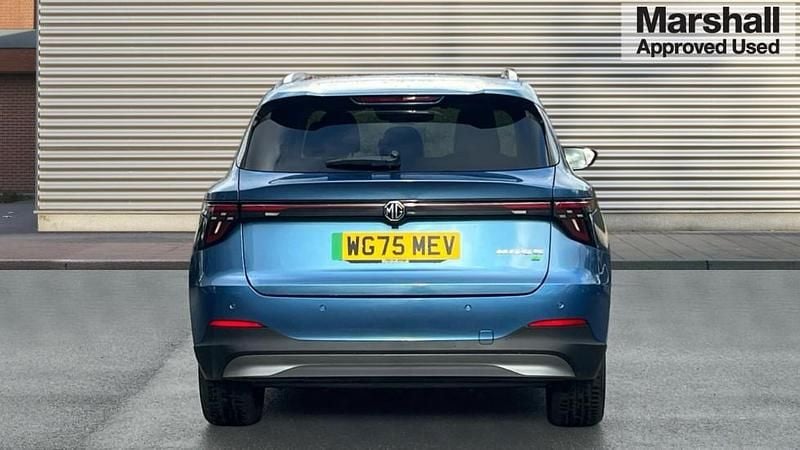 Used MG MG5 EV Trophy 169 kW (231 HP) 2025 Blue Estate