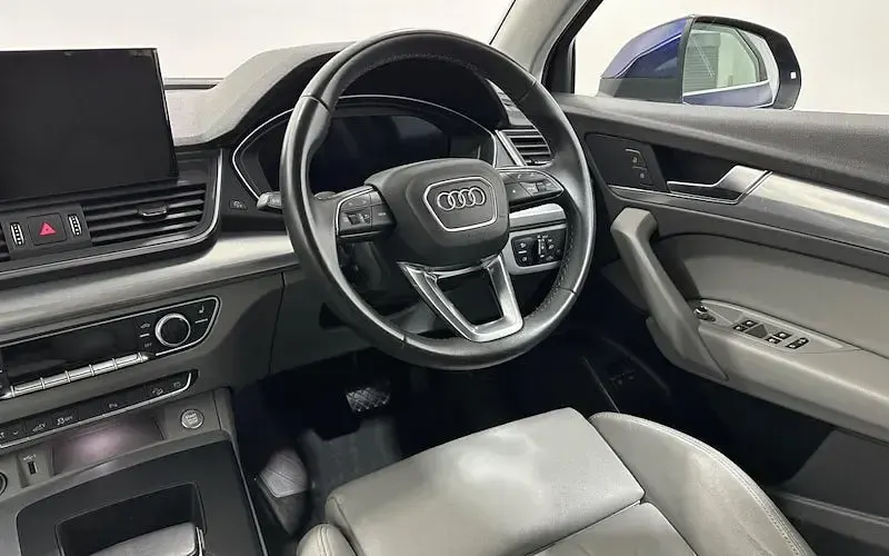 Used Audi Q5 Sport 299 HP (219 kW) 2022 Blue SUV