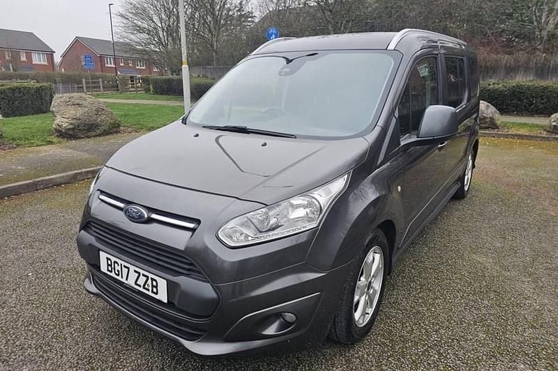 Used Ford Tourneo Connect Titanium 120 HP (88 kW) 2017 Grey MPV