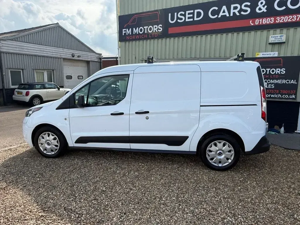 Used Ford Transit Connect Trend 99 HP (72 kW) 2016 White MPV