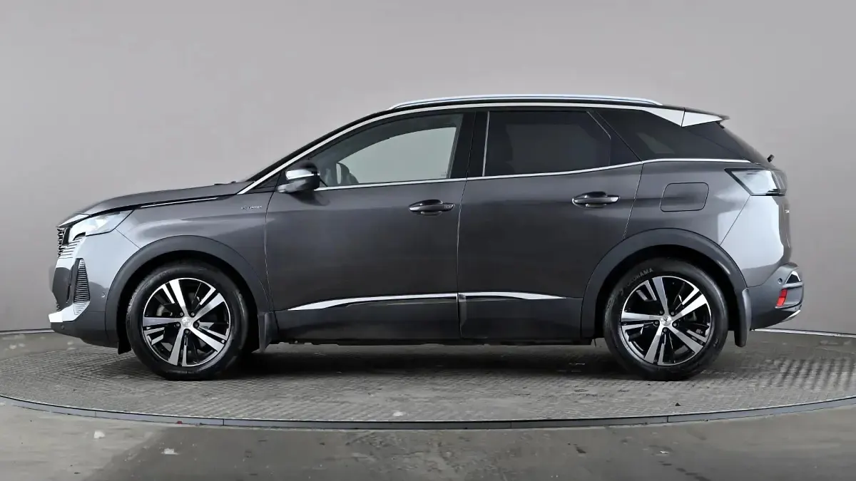 Used Peugeot 3008 GT 225 HP (165 kW) 2022 Grey SUV