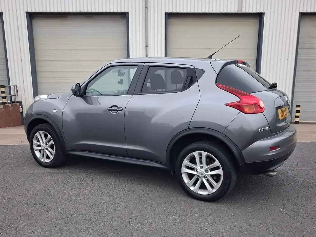 Used Nissan Juke Acenta 110 HP (80 kW) 2014 Grey SUV