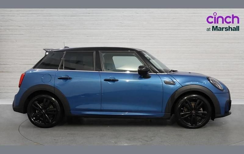 Usado Mini Cooper Sport 134 CV (98 kW) 2024 Azul Utilitario