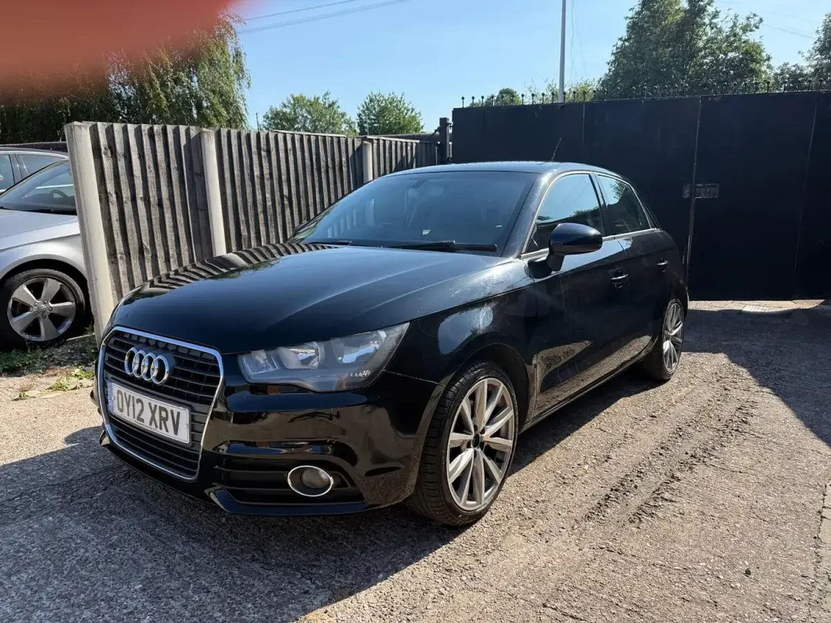 Used Audi A1 Sportback Sport 105 HP (77 kW) 2012 Black Hatchback