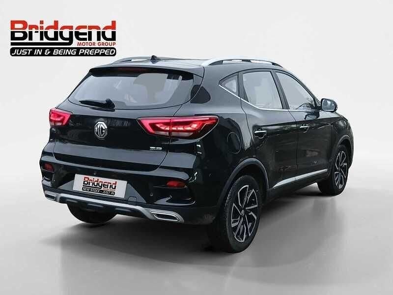 Used MG ZS Exclusive 111 HP (81 kW) 2022 Black SUV