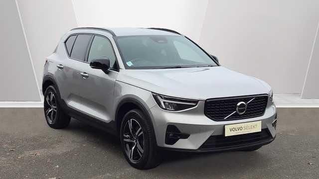 Used 2023 Volvo XC40 Plus SUV | £27,250 (Good price) - Image 1/3