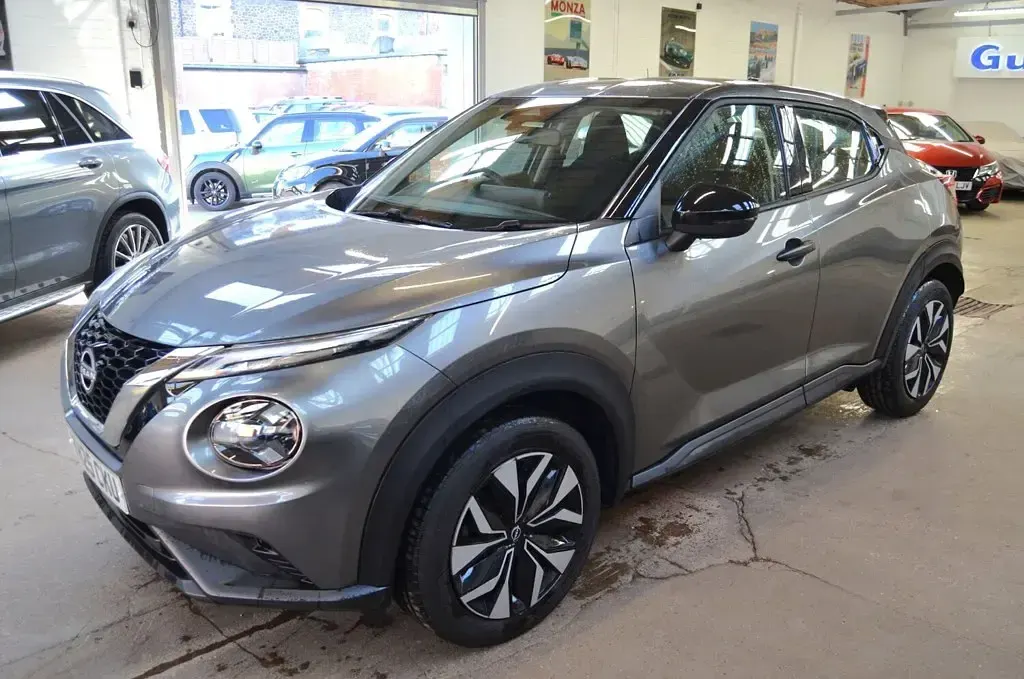 Used Nissan Juke Acenta Premium 114 HP (83 kW) 2025 Grey SUV