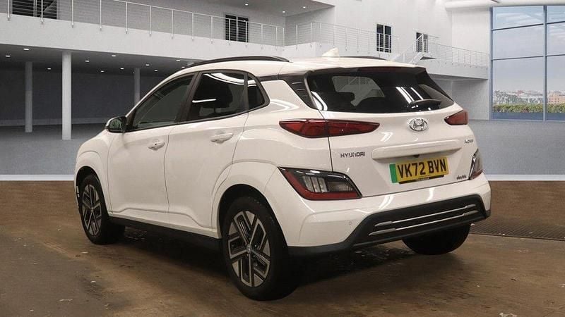 Used Hyundai Kona Premium 150 kW (204 HP) 2022 White SUV