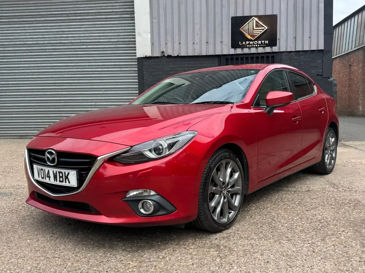 Used Mazda 3 Inclusive 150 HP (110 kW) 2014 Red Sedan