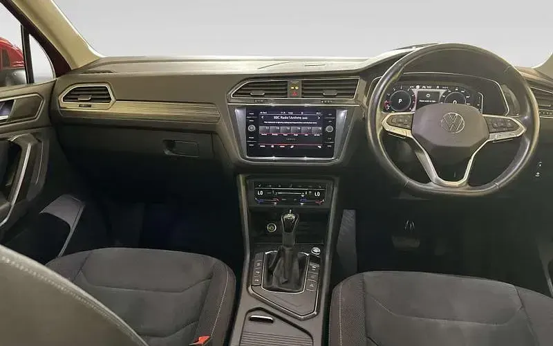 Used VW Tiguan Allspace Elegance 150 HP (110 kW) 2024 SUV