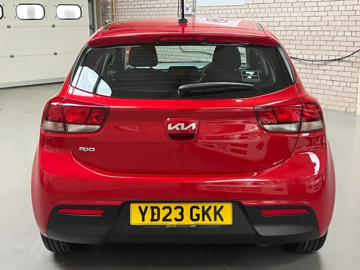 Used Kia Rio 83 HP (61 kW) 2023 Red Hatchback