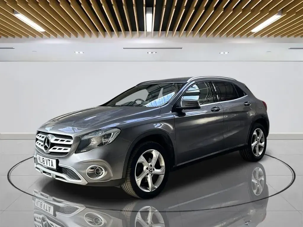 Used Mercedes GLA200 136 HP (100 kW) 2018 Grey SUV