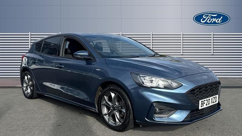 Blue Used 2020 Ford Focus ST-Line Hatchback | £13,000 (Fair price) - Image 1/4
