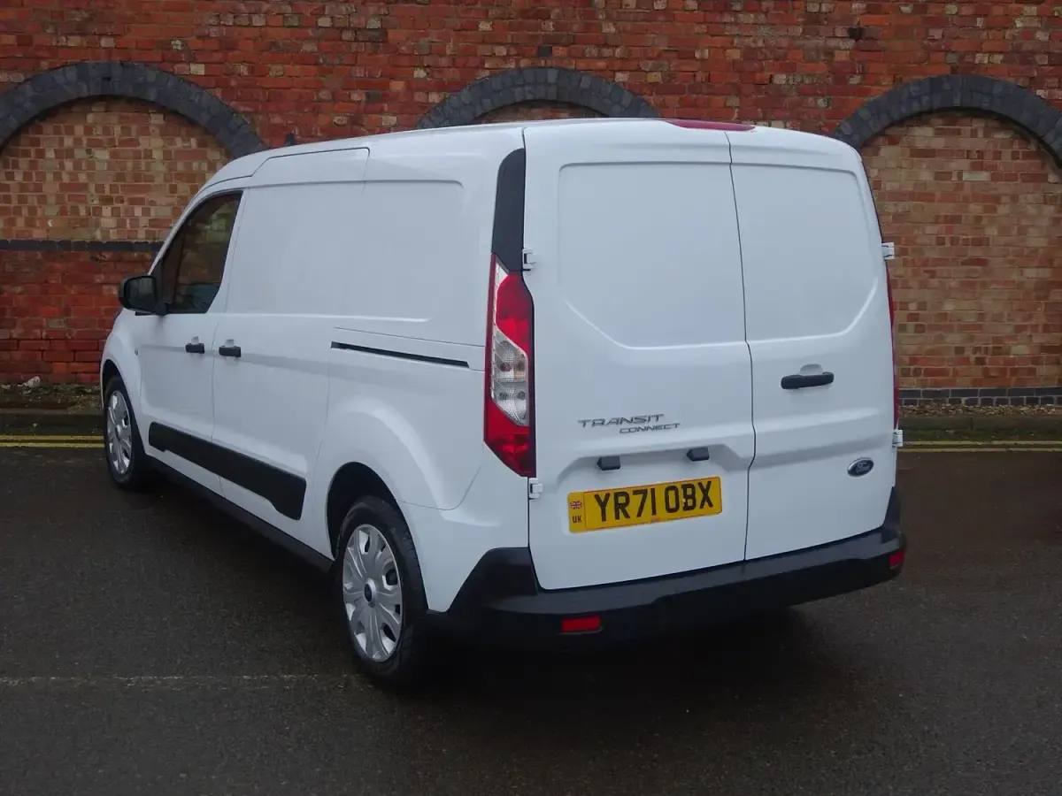 Used Ford Transit Connect Trend 100 HP (73 kW) 2021 White MPV