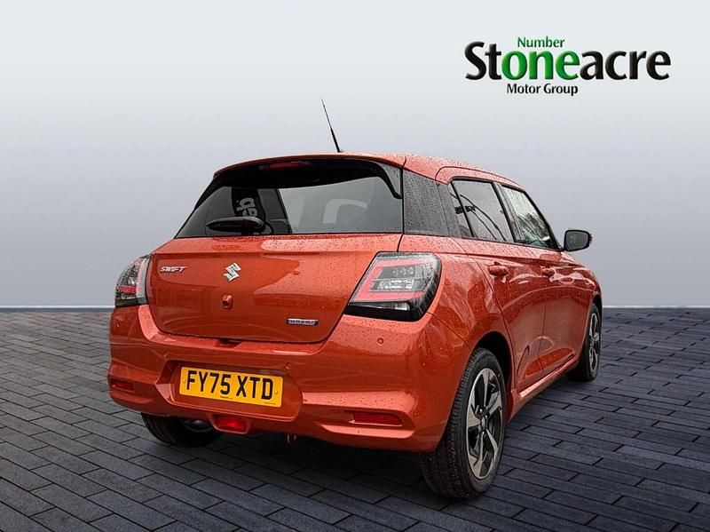 New Suzuki Swift 82 HP (60 kW) 2025 Orange Hatchback