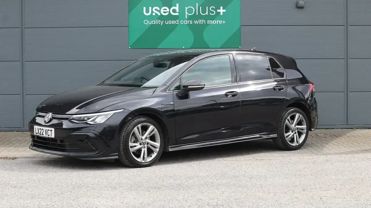 Used VW Golf VIII R-line 130 HP (95 kW) 2022 Black Hatchback