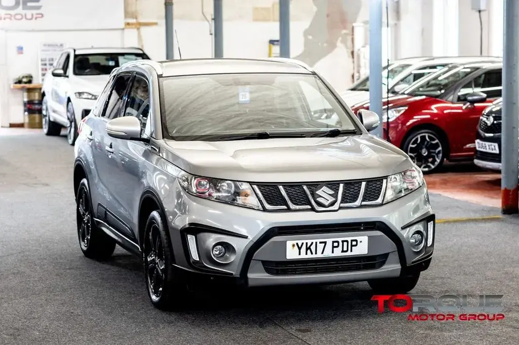 Used Suzuki Vitara 140 HP (102 kW) 2017 Grey SUV