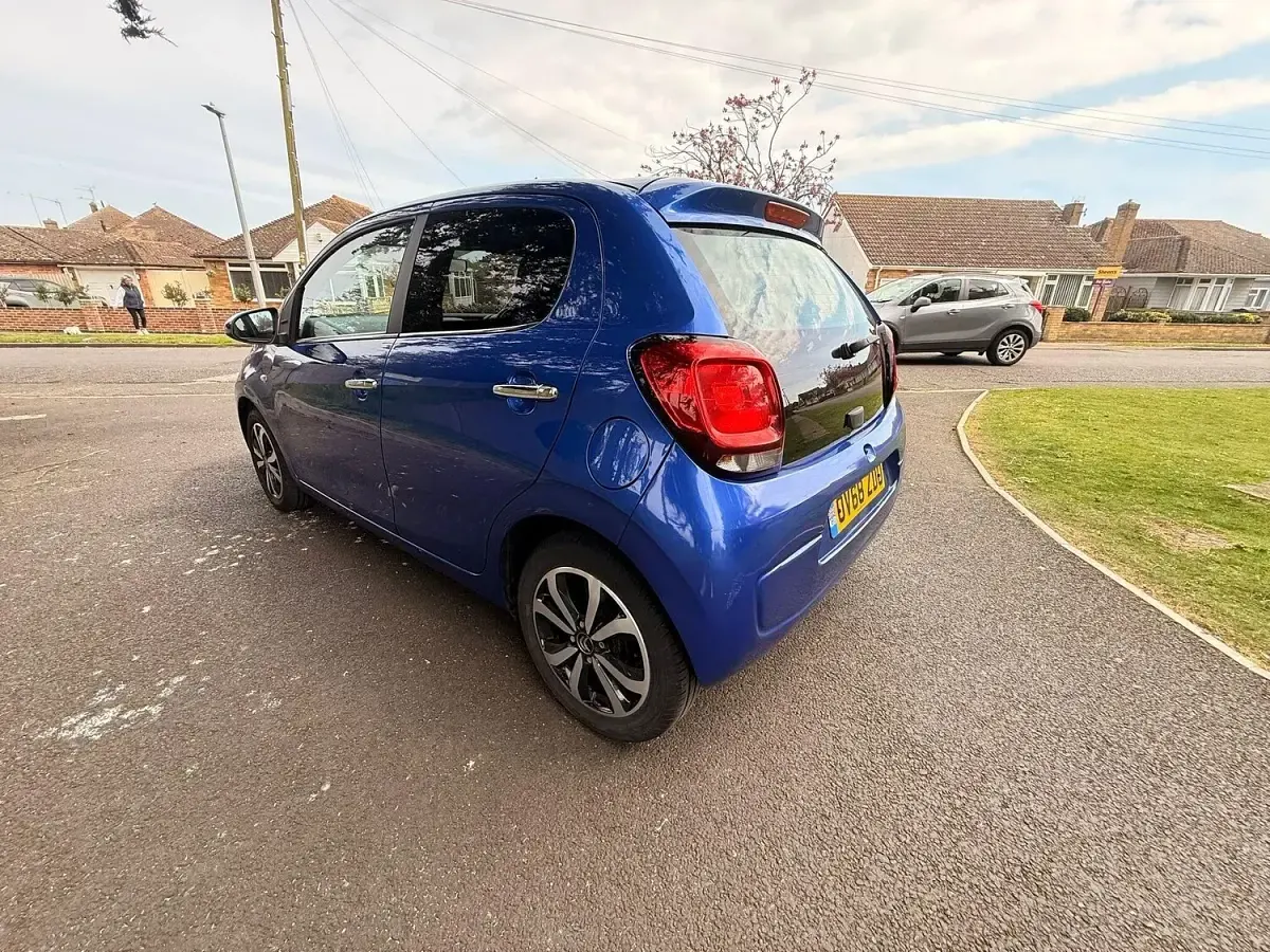 Used Citroën C1 Flair 2019 Blue Hatchback