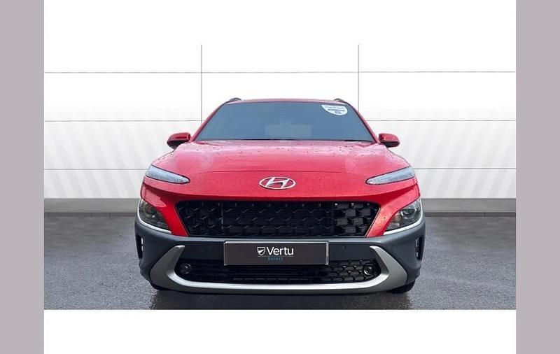Used Hyundai Kona Premium 117 HP (86 kW) 2022 Red SUV