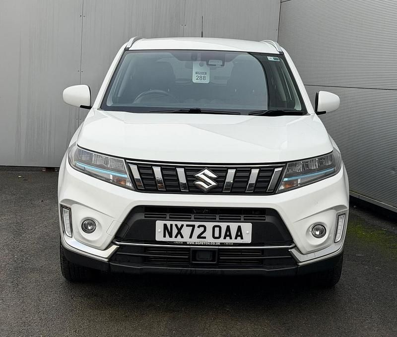 Used Suzuki Vitara SZ-T 127 HP (93 kW) 2022 White SUV