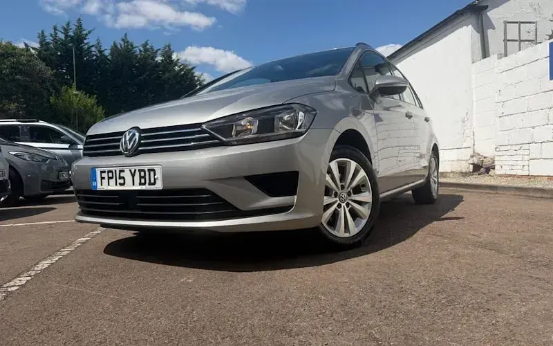 Used VW Golf VII SE 110 HP (80 kW) 2015 Silver Hatchback
