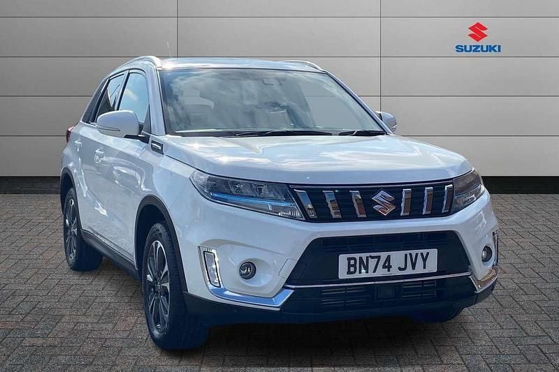 White Used 2025 Suzuki Vitara SZ5 SUV | £20,422 (Fair price) - Image 1/4