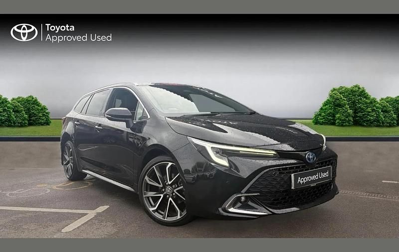 Eclipse black Used 2023 Toyota Corolla Sport Estate | £23,990 (Fair price) - Image 1/3