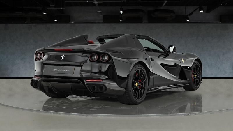 Used Ferrari 812 800 HP (588 kW) 2020 Nero Cabriolet