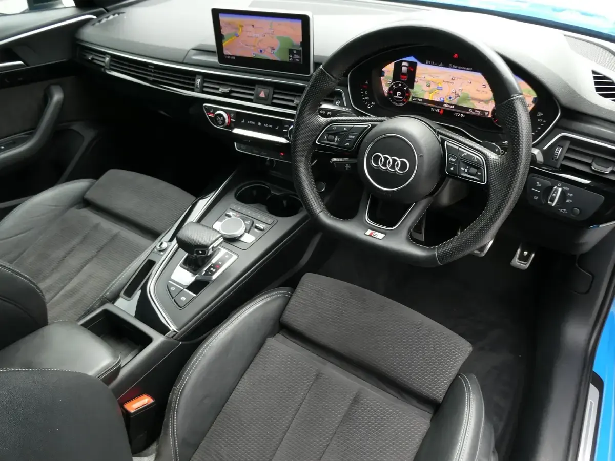 Used Audi A4 Black Edition 190 HP (139 kW) 2019 Blue Sedan