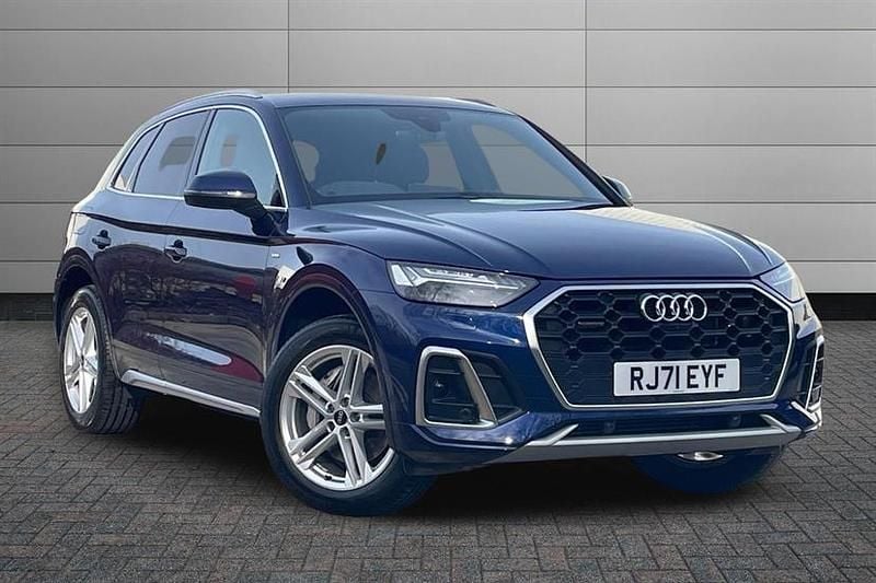 Used Audi Q5 S-Line 299 HP (219 kW) 2021 Navarra blue SUV