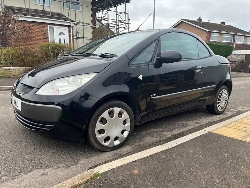 Begagnad Mitsubishi Colt 2007 Svart Cab