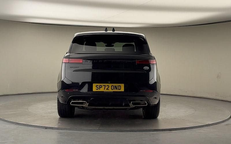 Used Land Rover Range Rover Sport SE Dynamic 400 HP (294 kW) 2022 Santorini black SUV