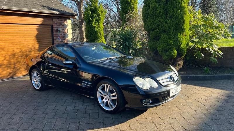 Used Mercedes SL350 272 HP (200 kW) 2006 Black Cabriolet