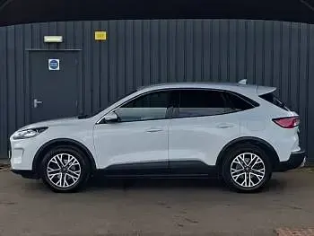 Used Ford Kuga Titanium 120 HP (88 kW) 2020 White SUV